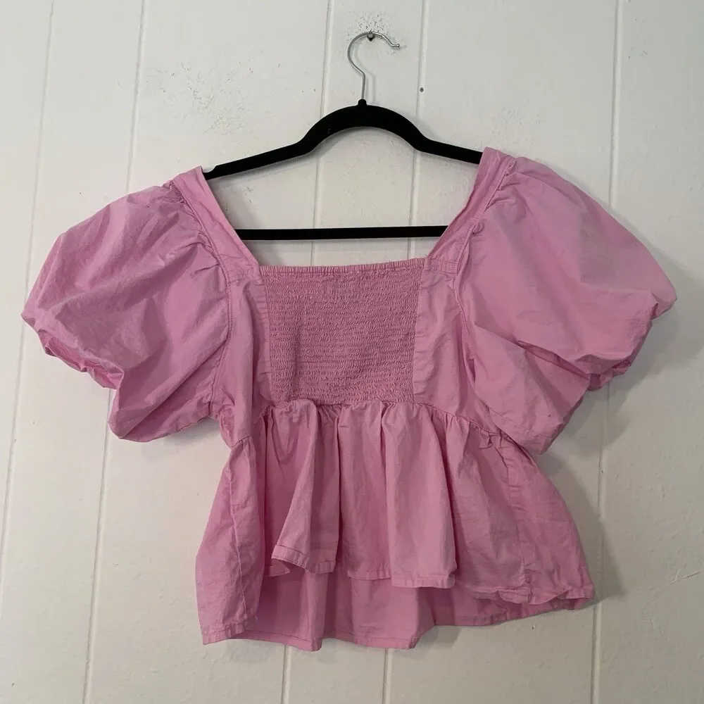 Old Navy Womens‎ Medium P Shirt Crop Coquette Milkmaid Puff Sleeve Smocked Pink